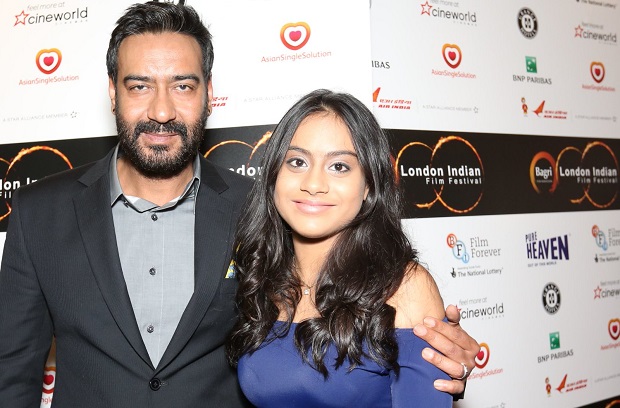 ajay devgn with daughter
